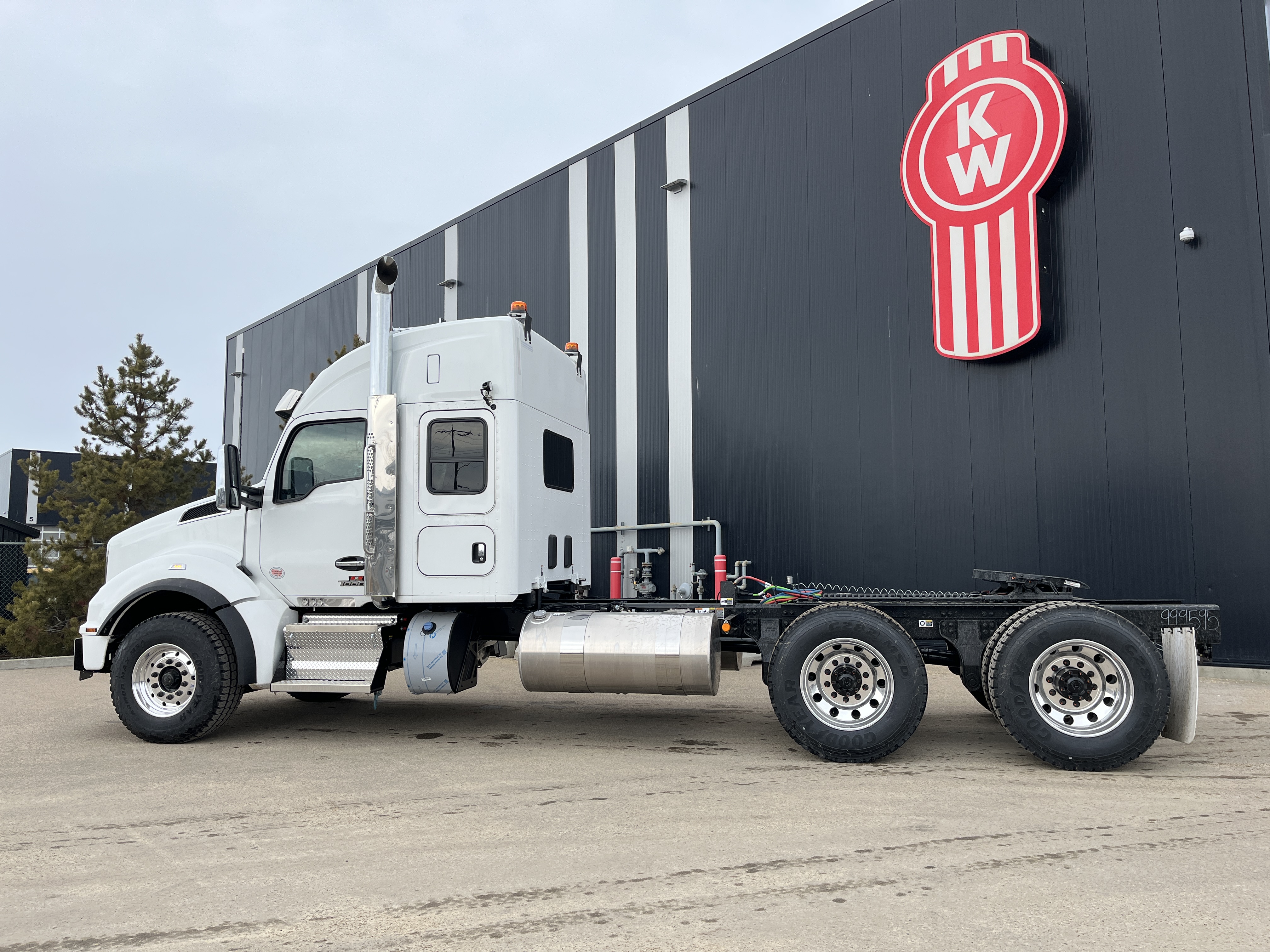 KENWORTH T880 #SJ999595