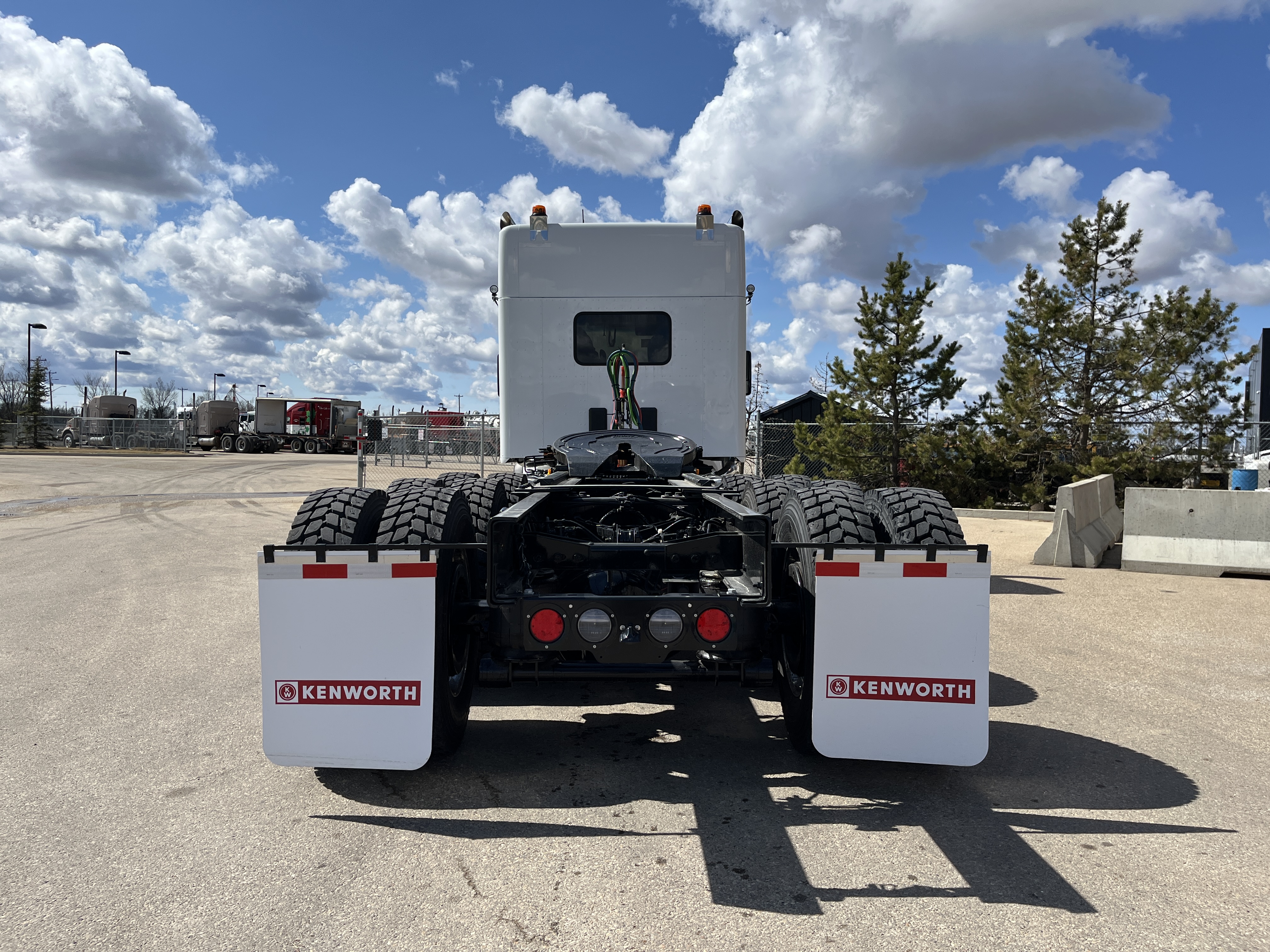 KENWORTH T880 #SJ999609