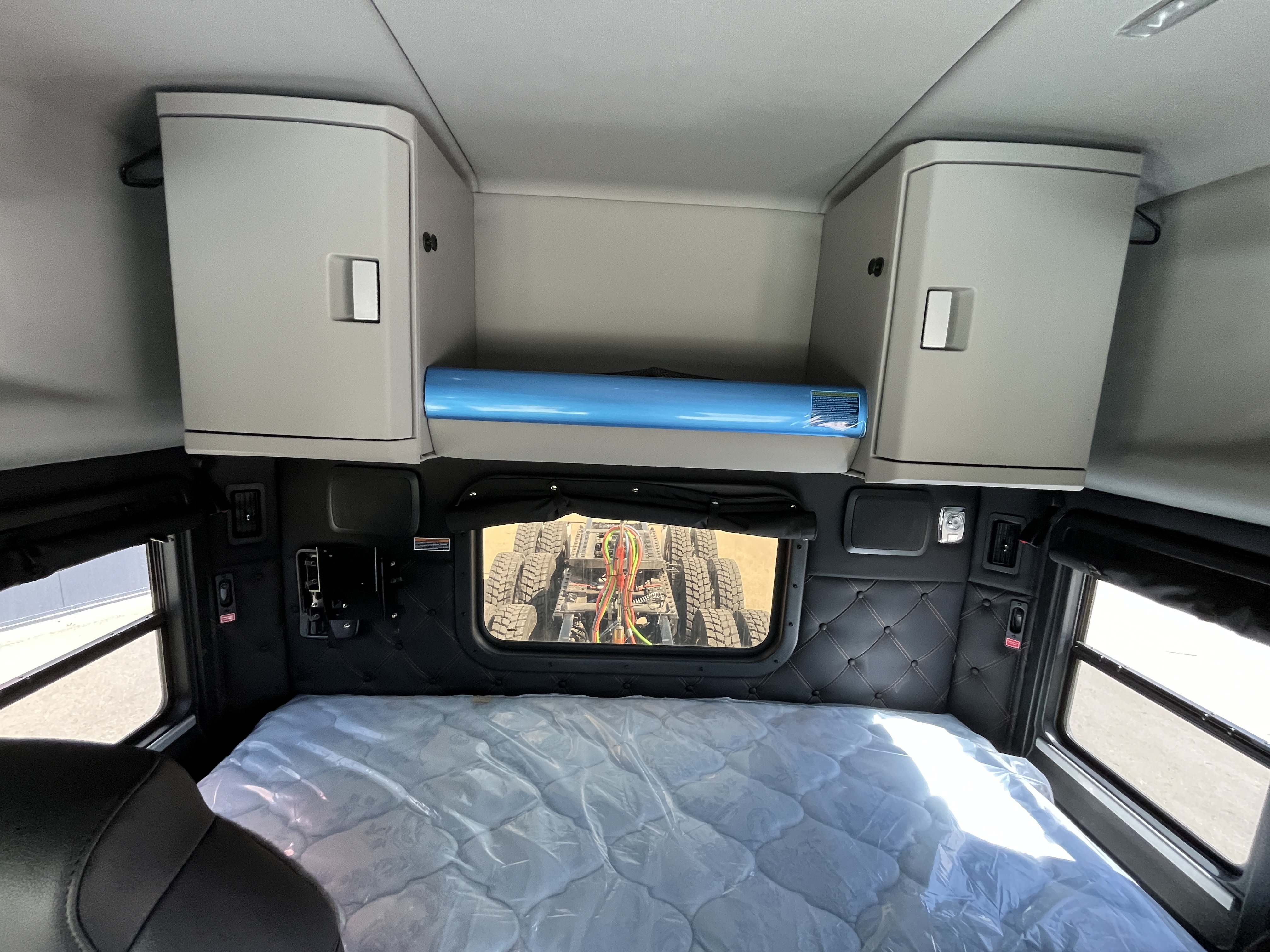 KENWORTH T880 #SJ999609