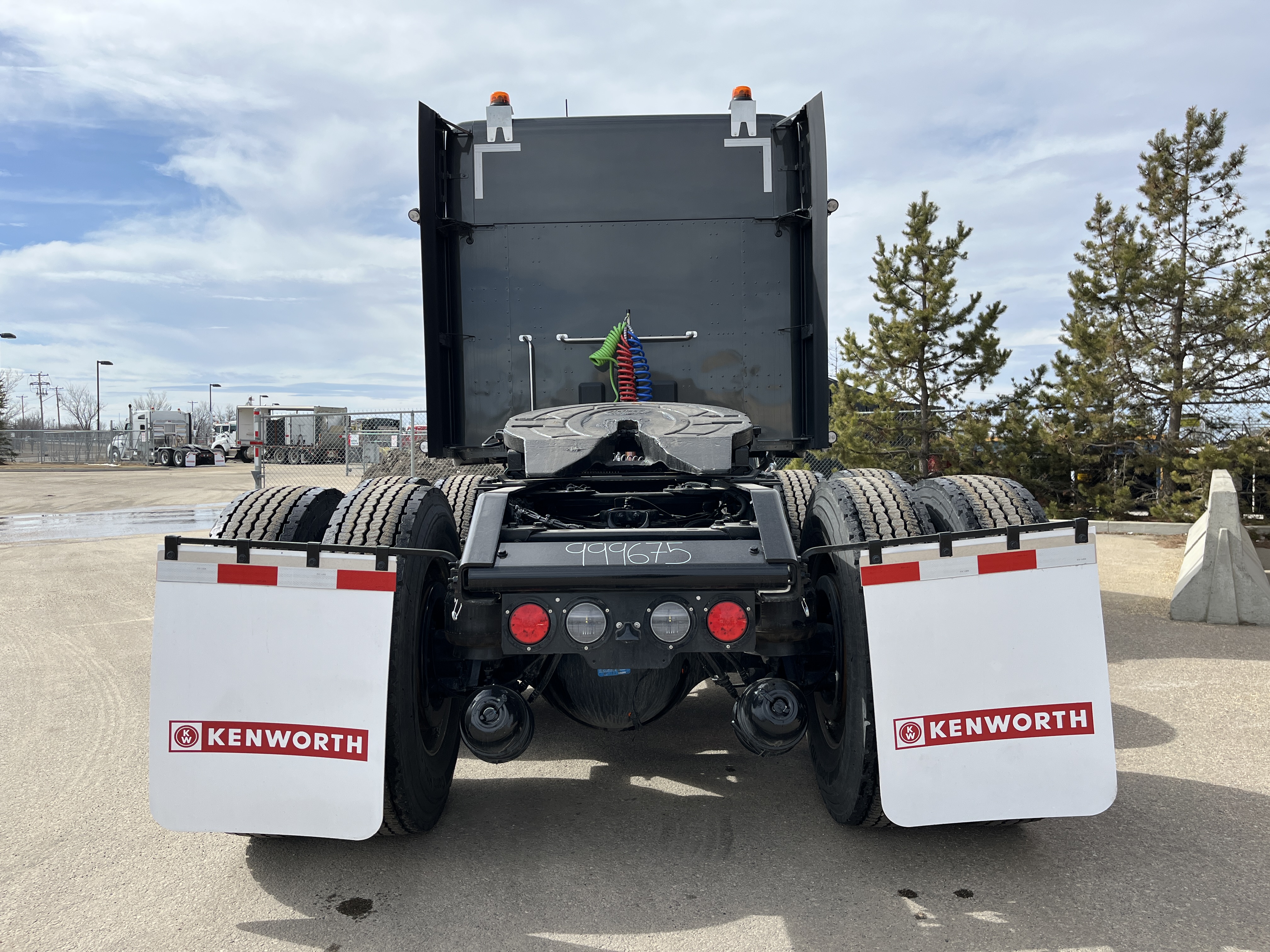 KENWORTH T880 #SJ999675