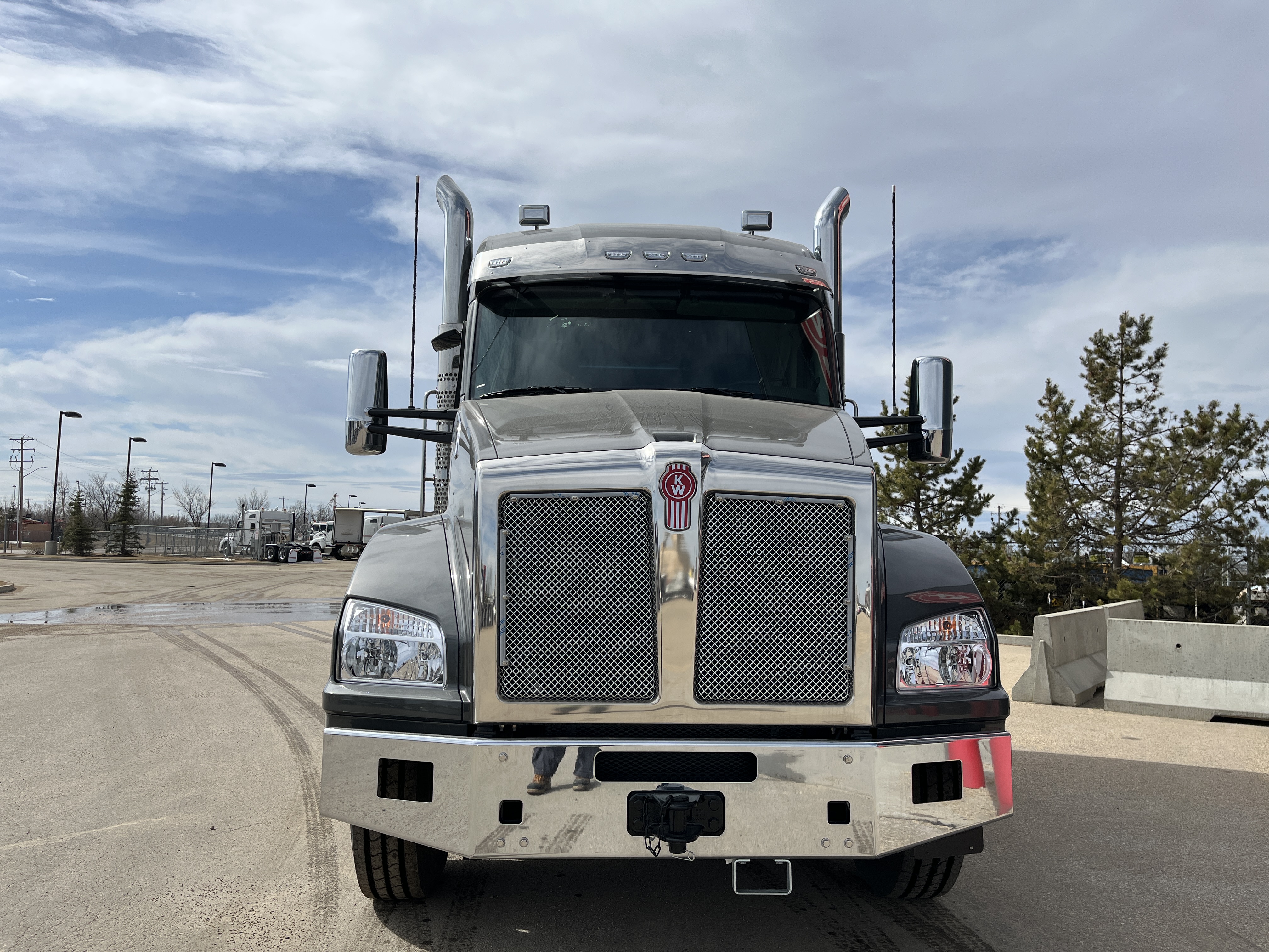 KENWORTH T880 #SJ999675
