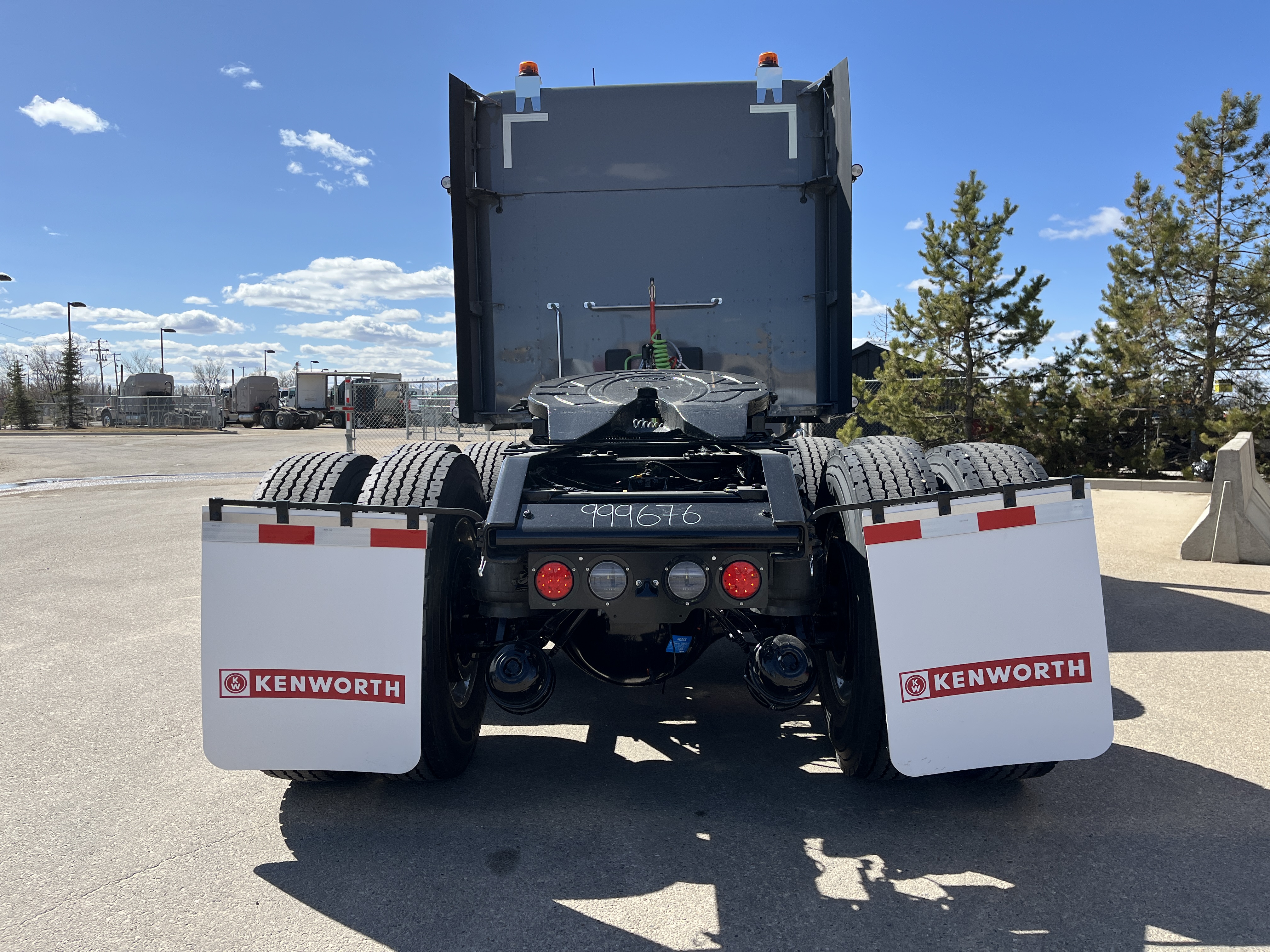 KENWORTH T880 #SJ999676