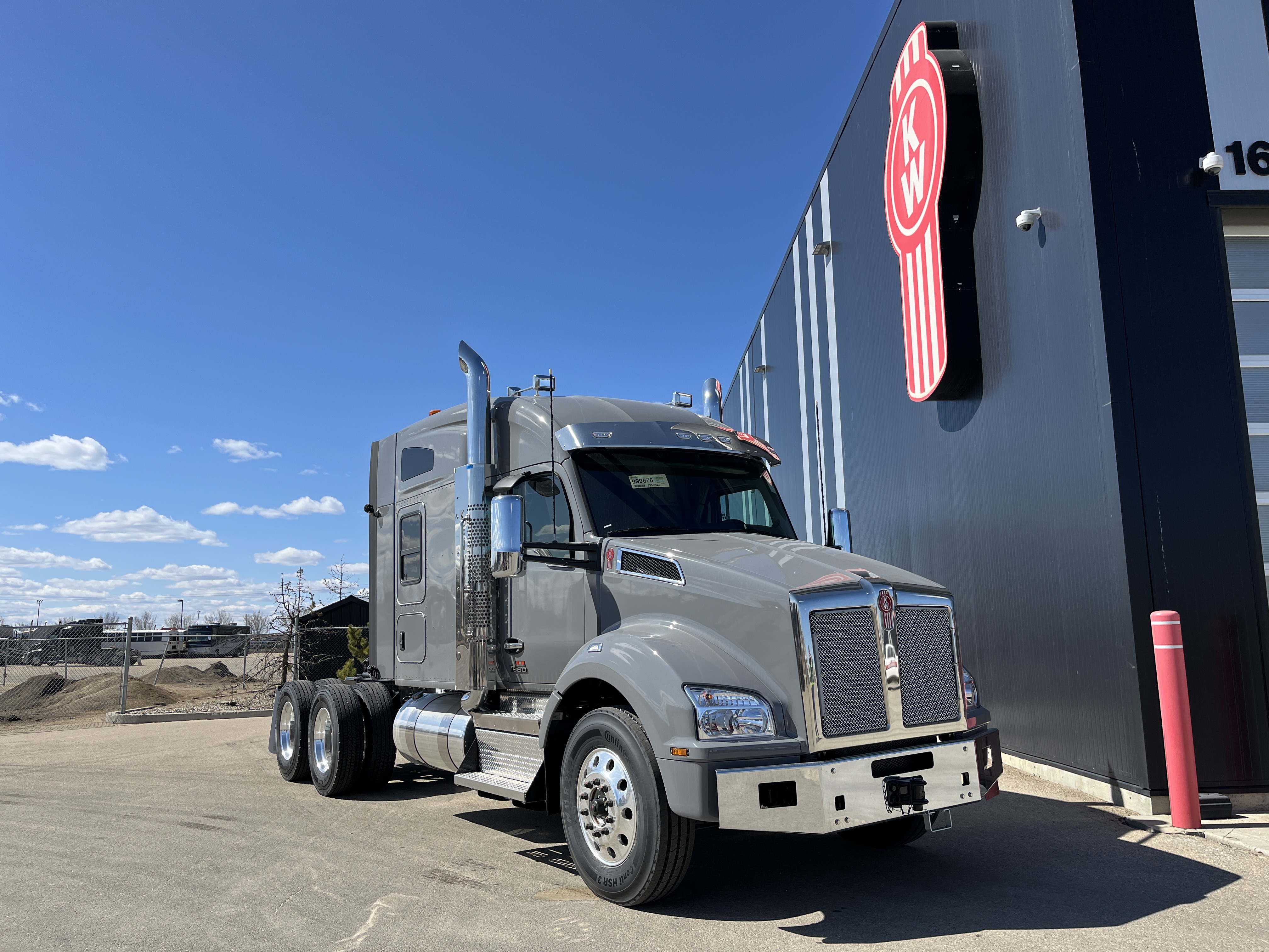 KENWORTH T880 #SJ999676