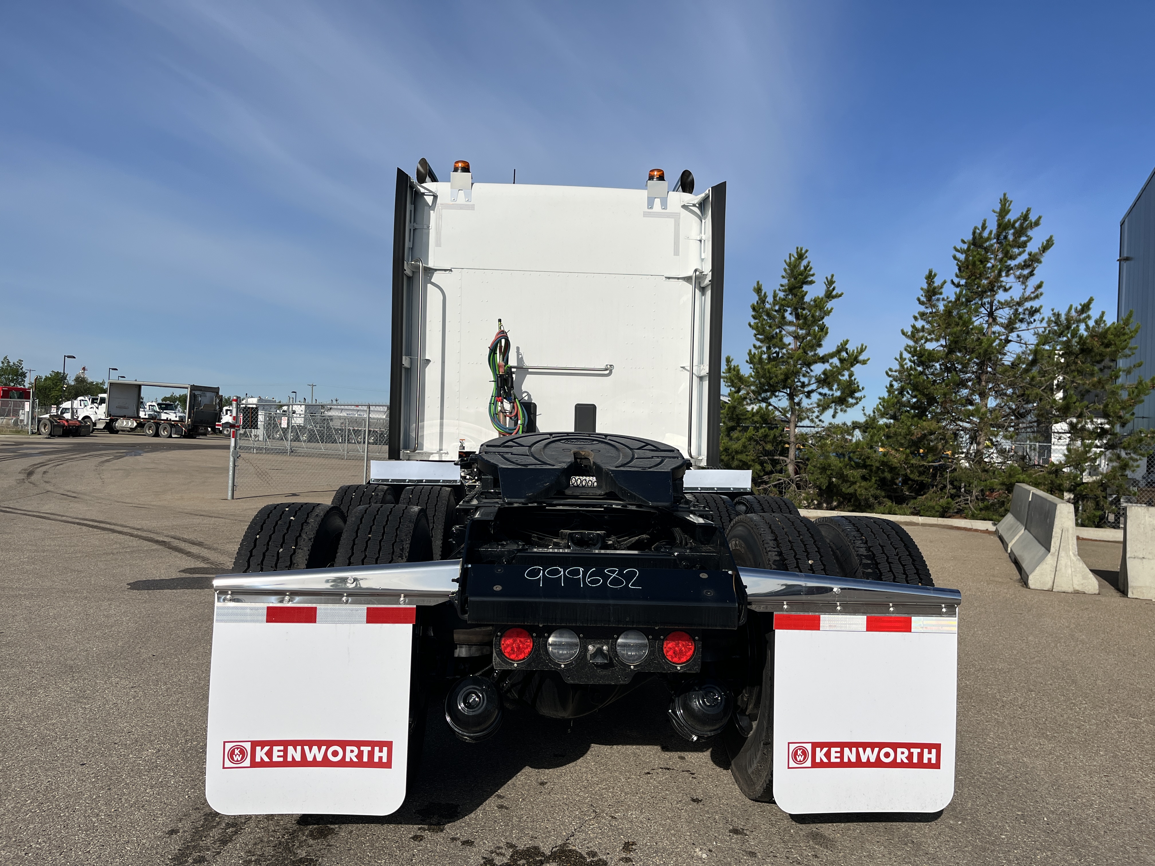 KENWORTH T880 #SJ999682