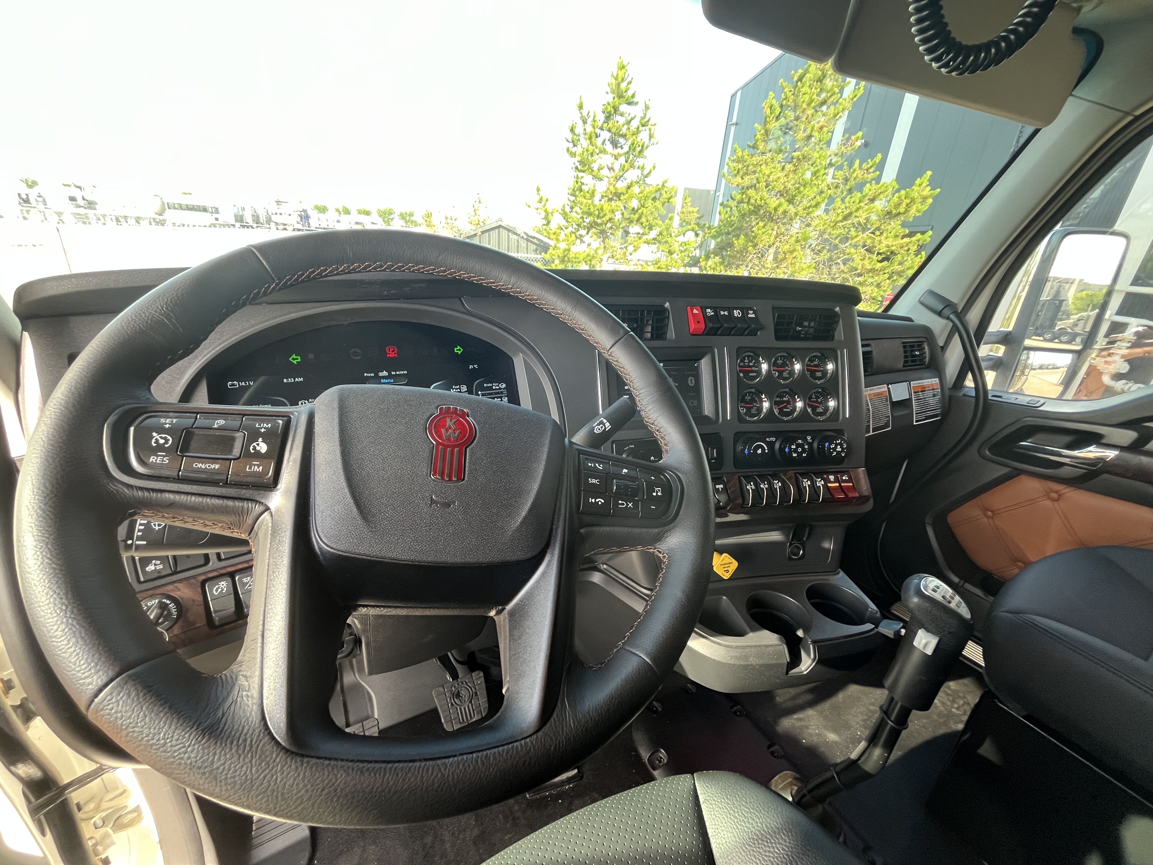 KENWORTH T880 #SJ999682