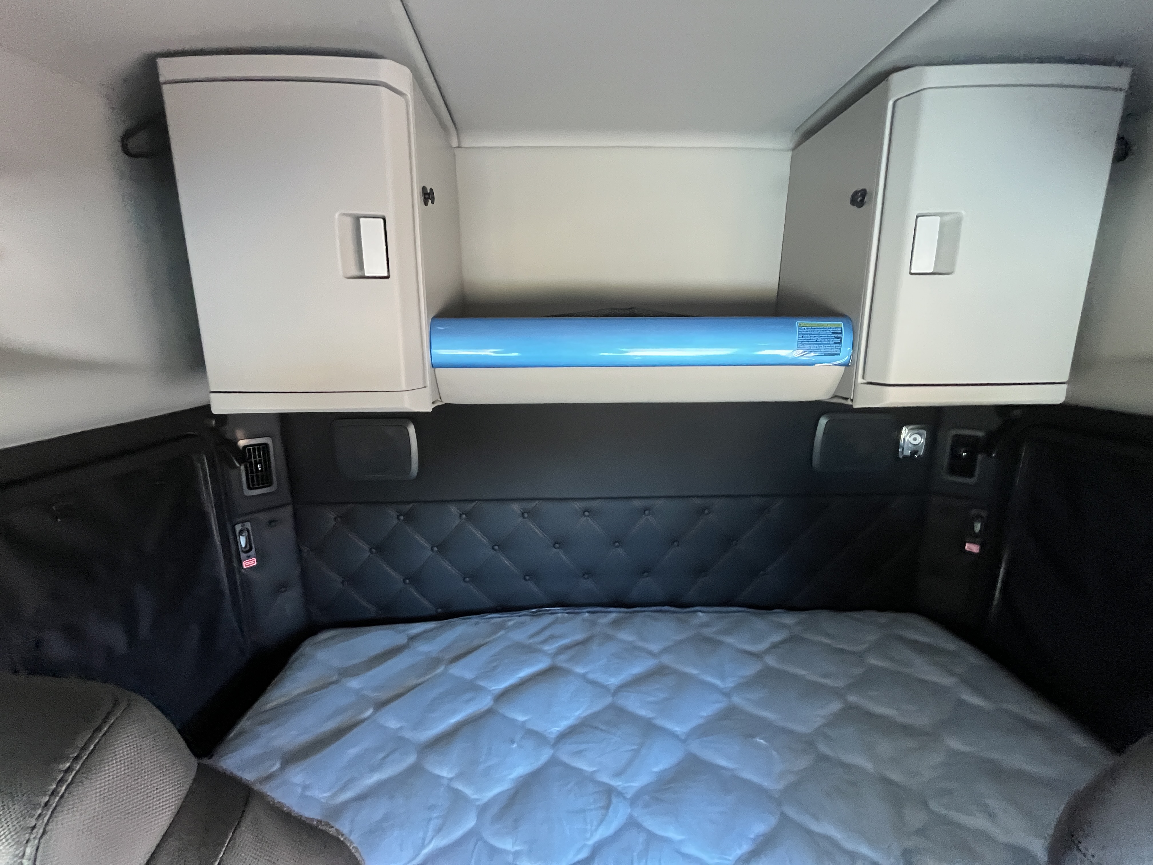 KENWORTH W990 #SJ999689