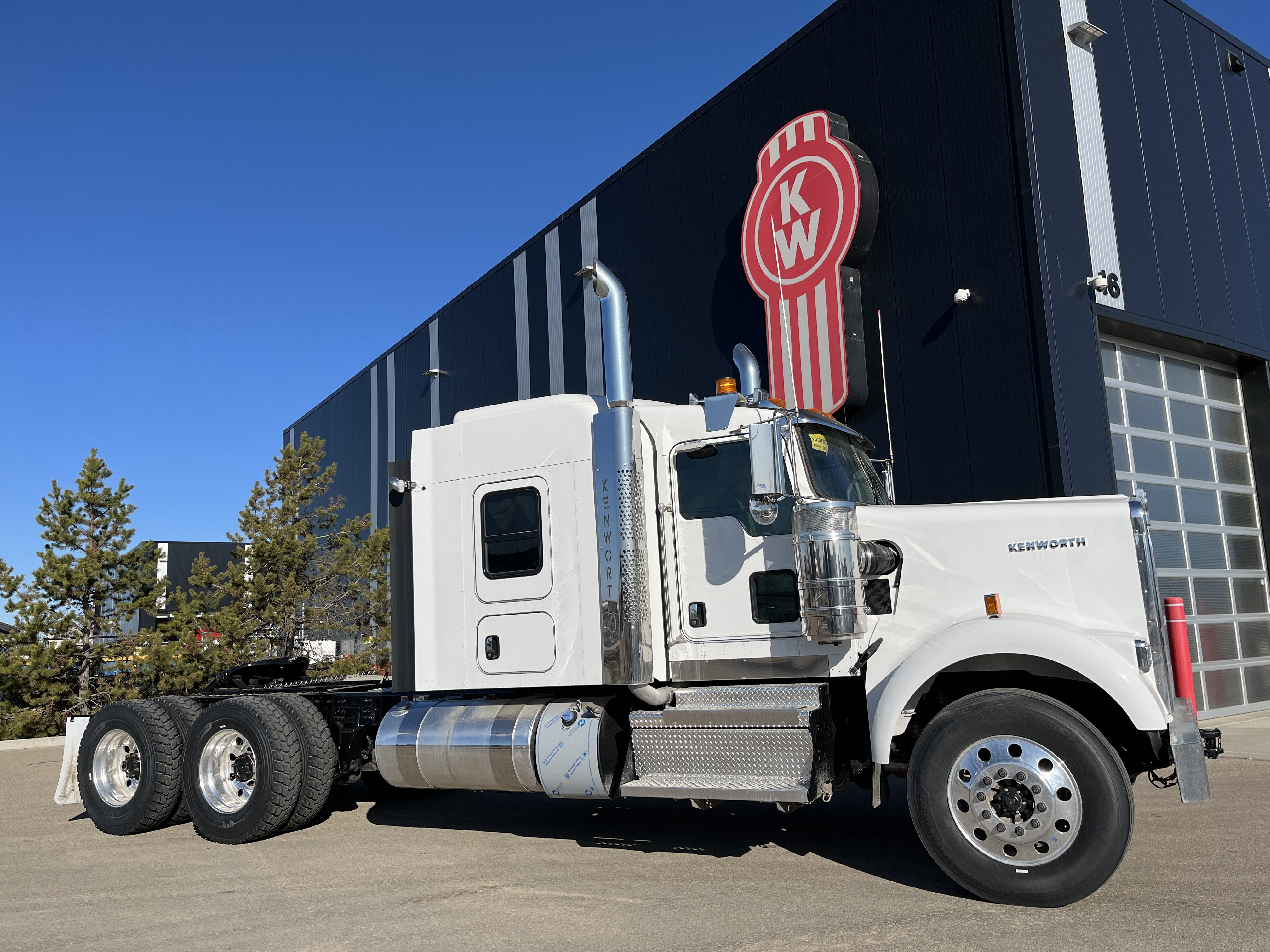 KENWORTH W900B #SR982917