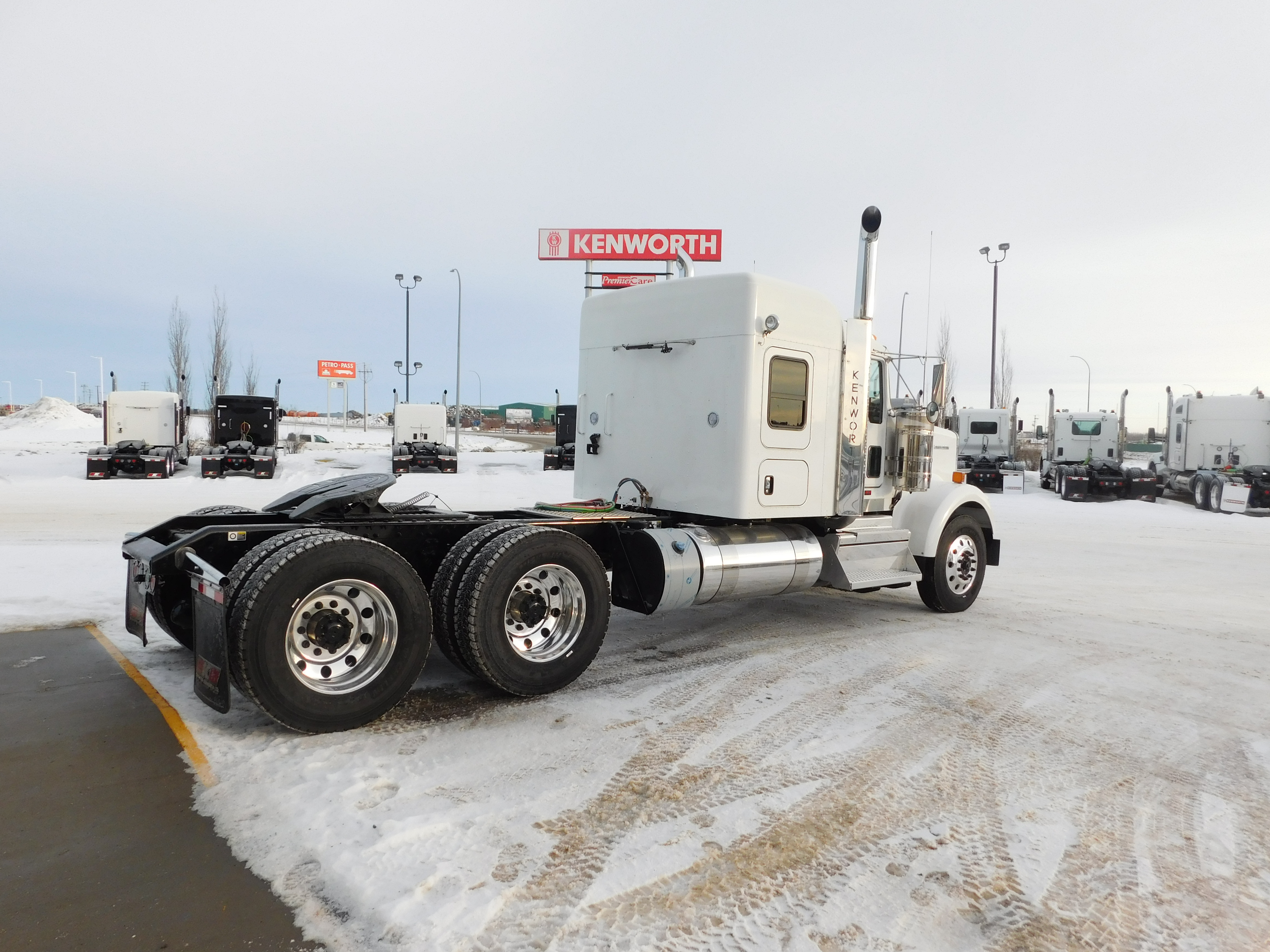 KENWORTH W900B #SR983051