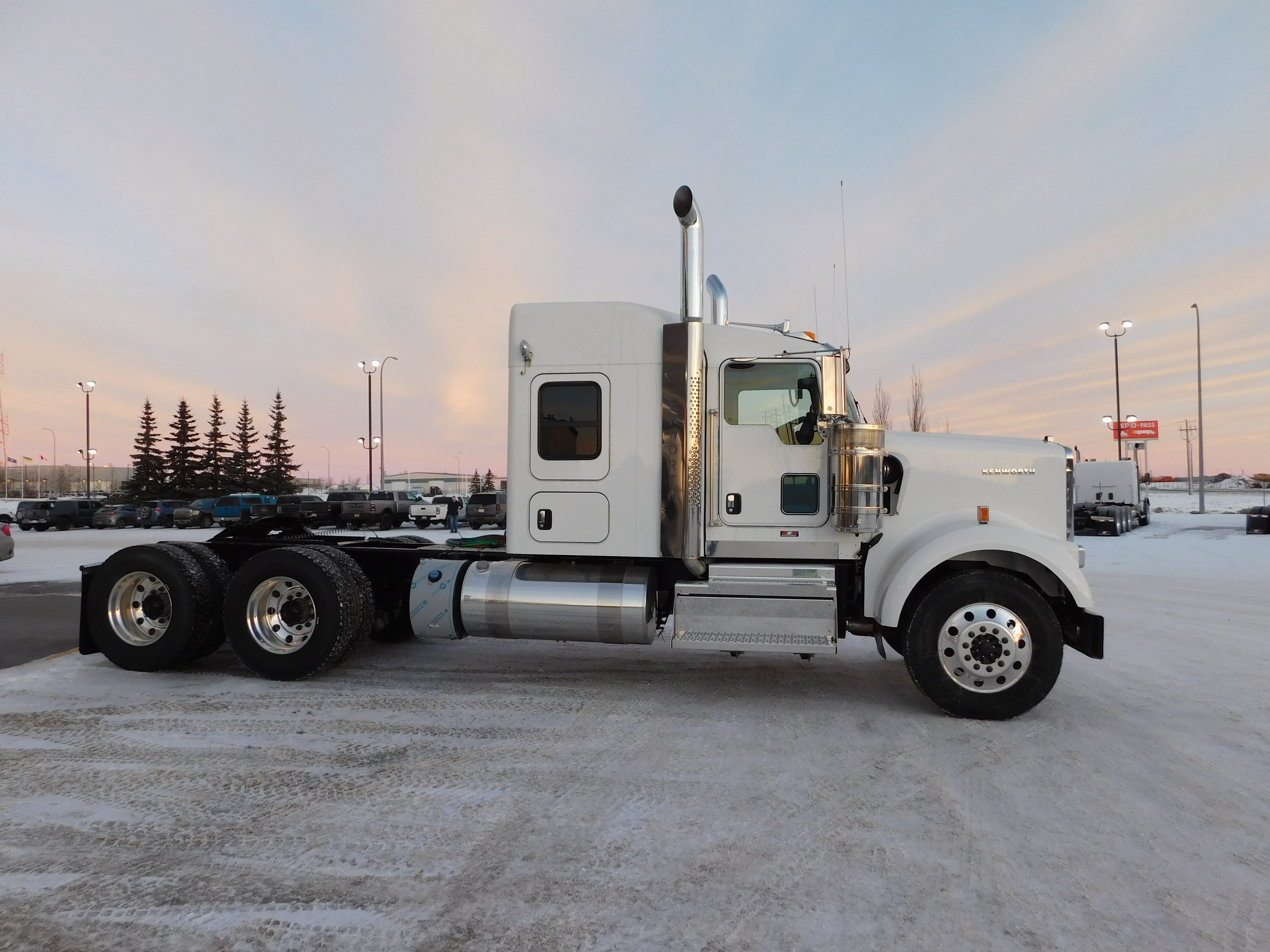 KENWORTH W900B #SR983052