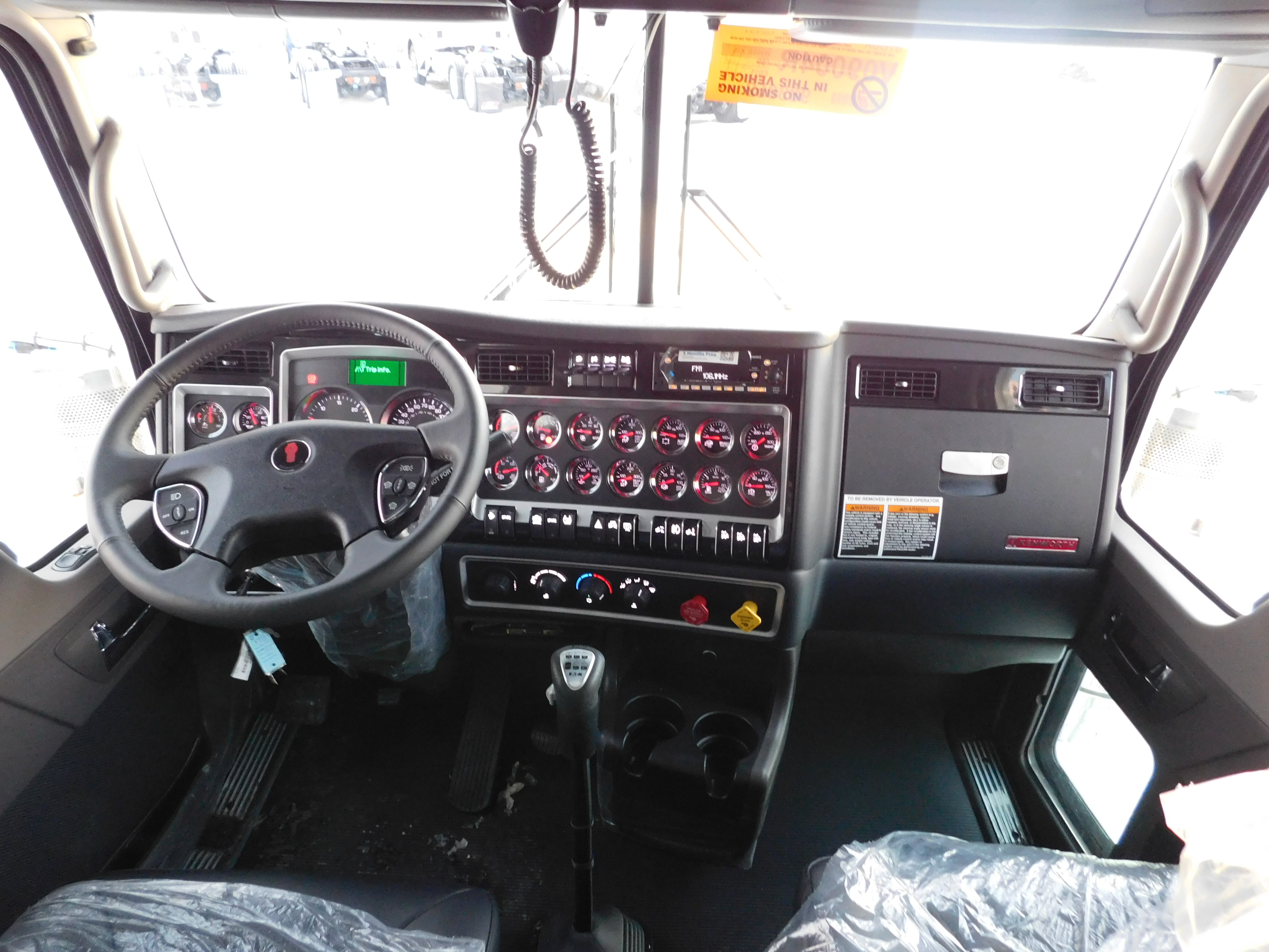KENWORTH W900B #SR983052