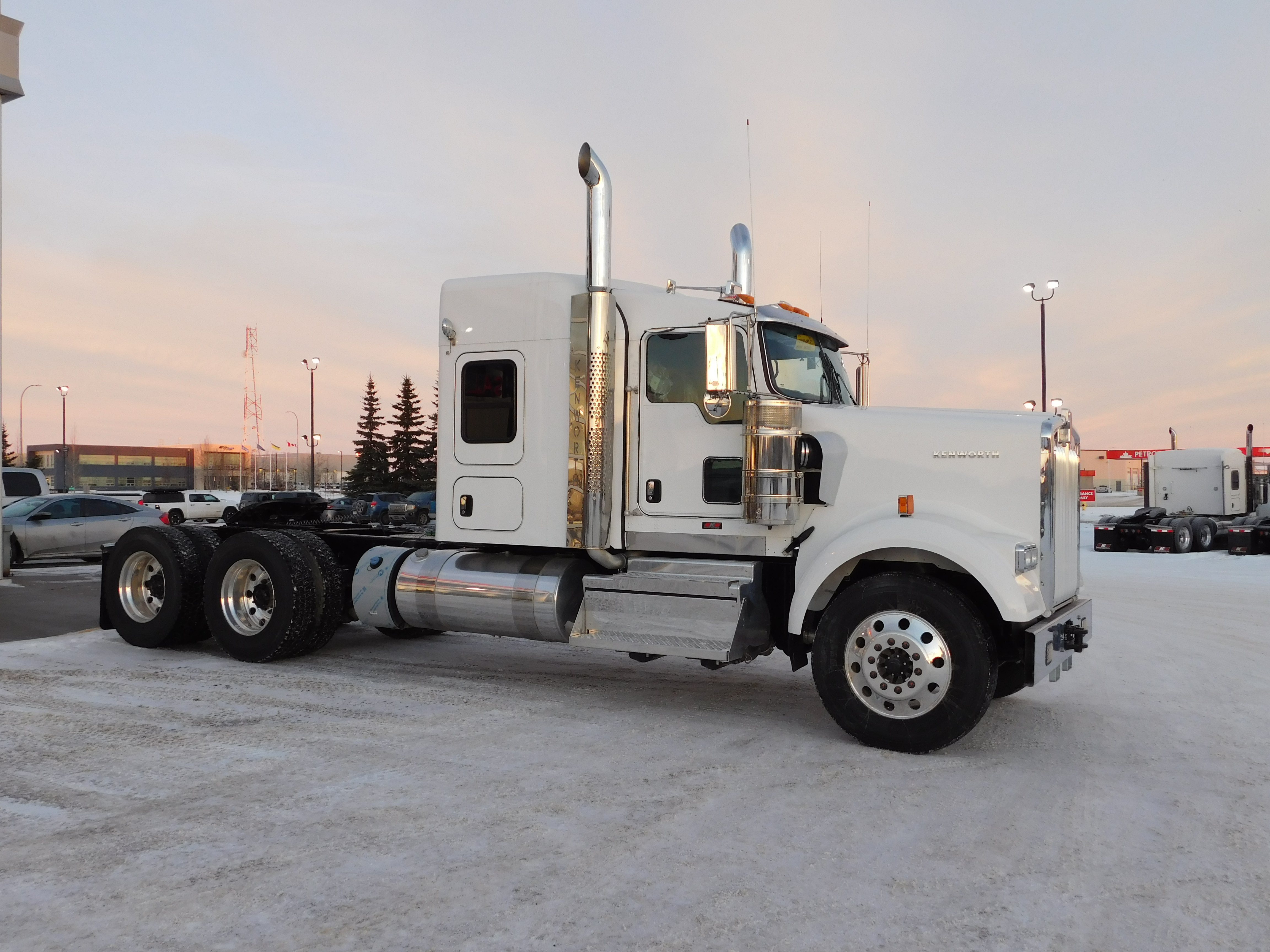 KENWORTH W900B #SR983052