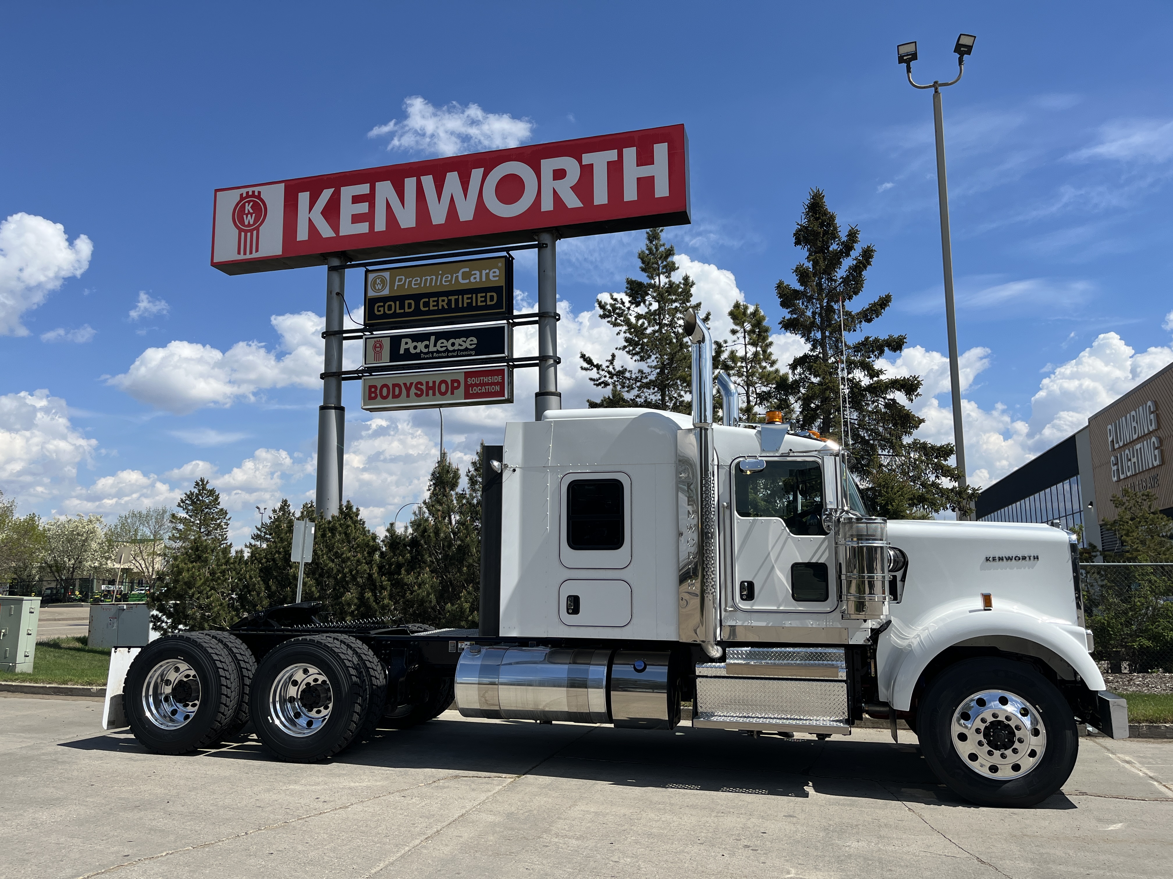 KENWORTH W900B #SR983061