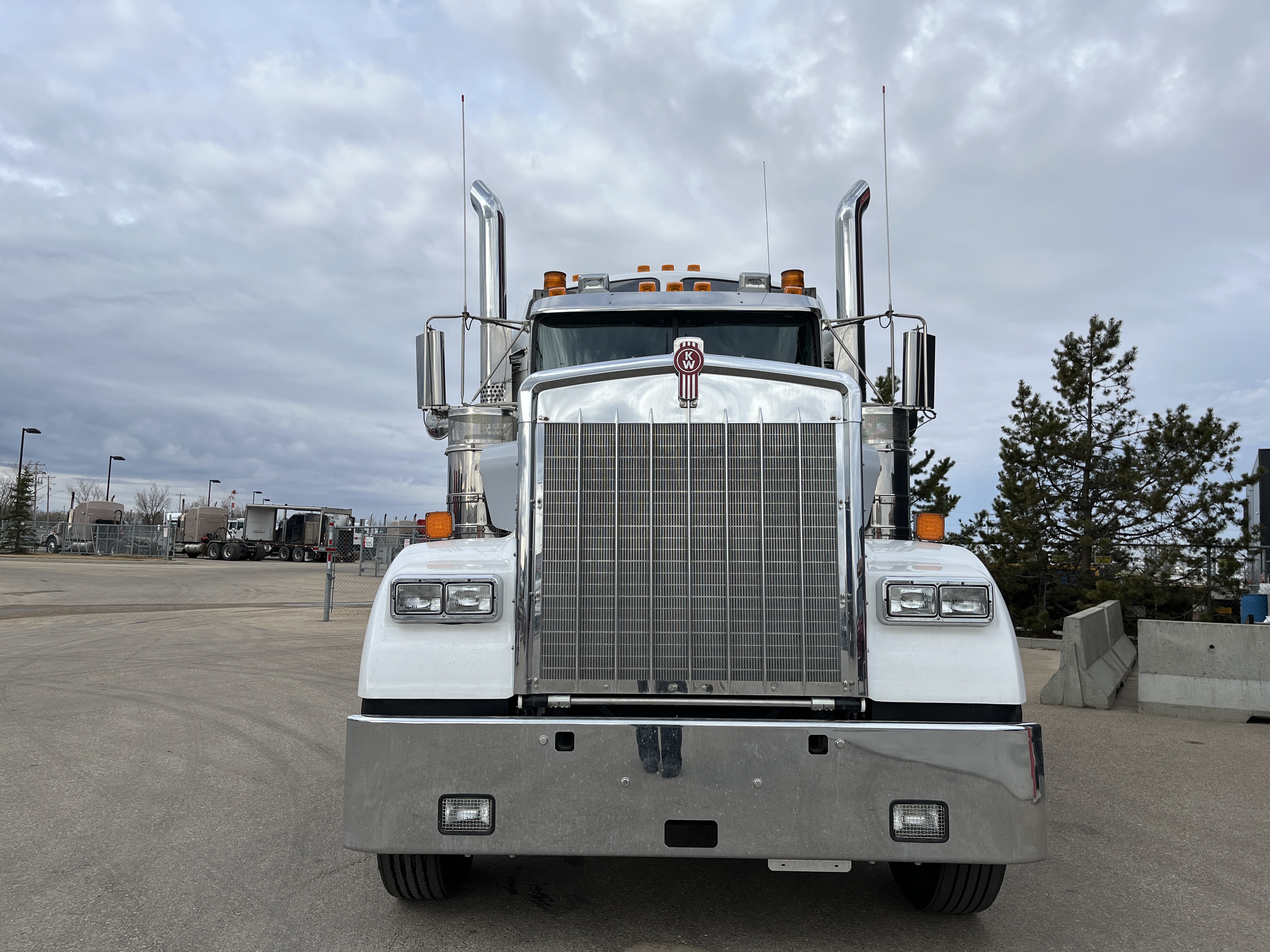 KENWORTH W900B #SR983069