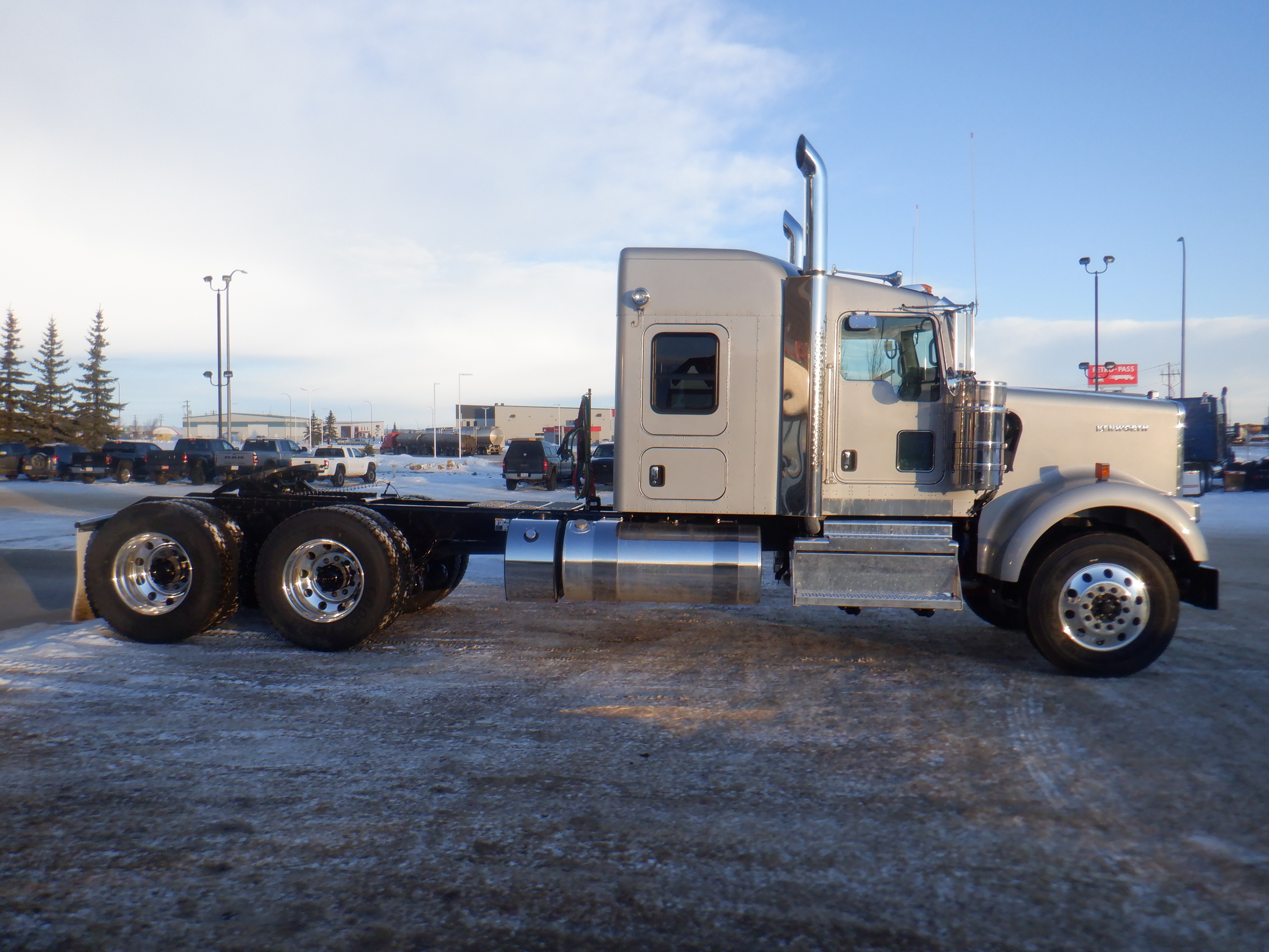 KENWORTH W900B #SR983438
