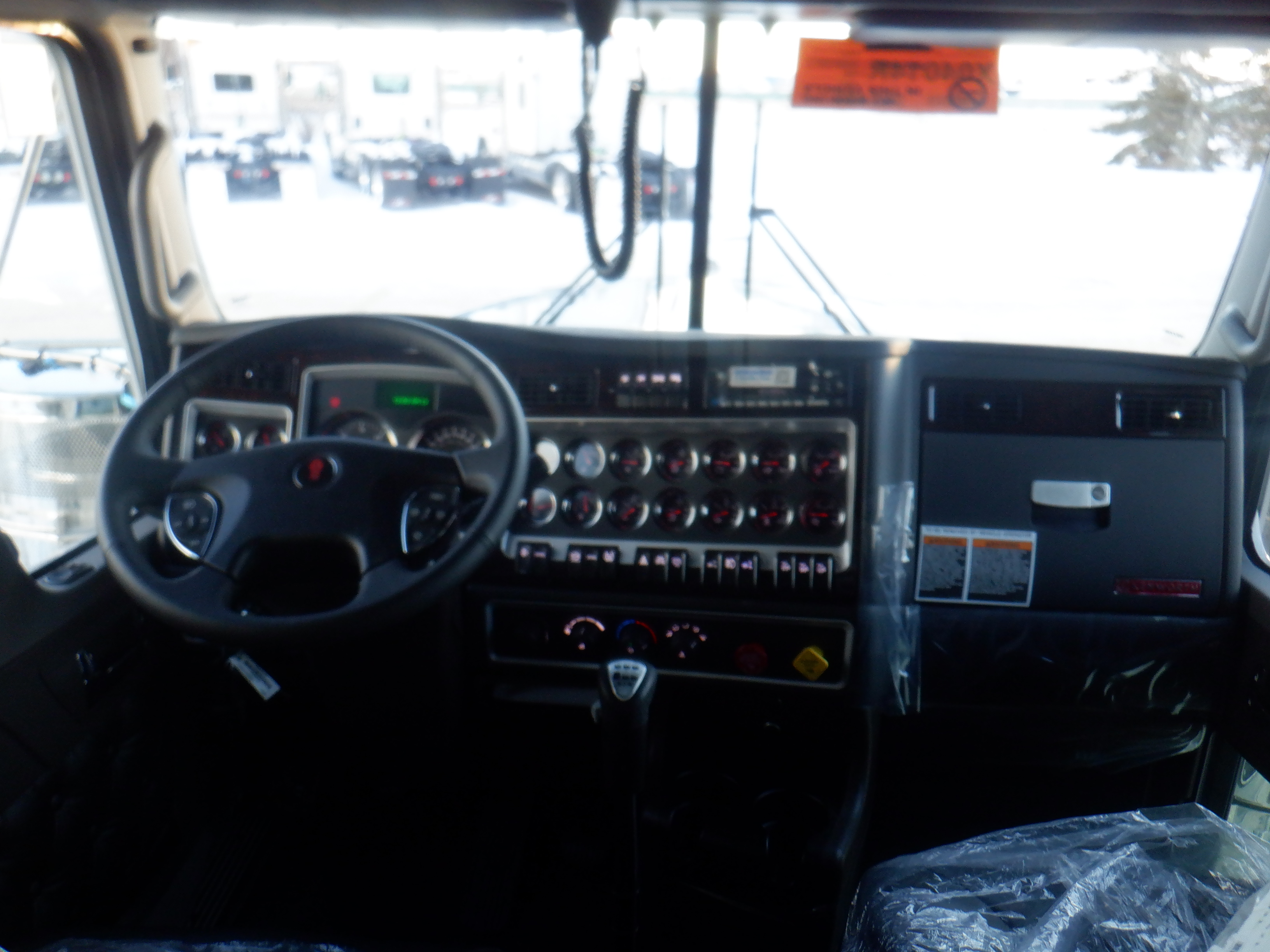 KENWORTH W900B #SR983438