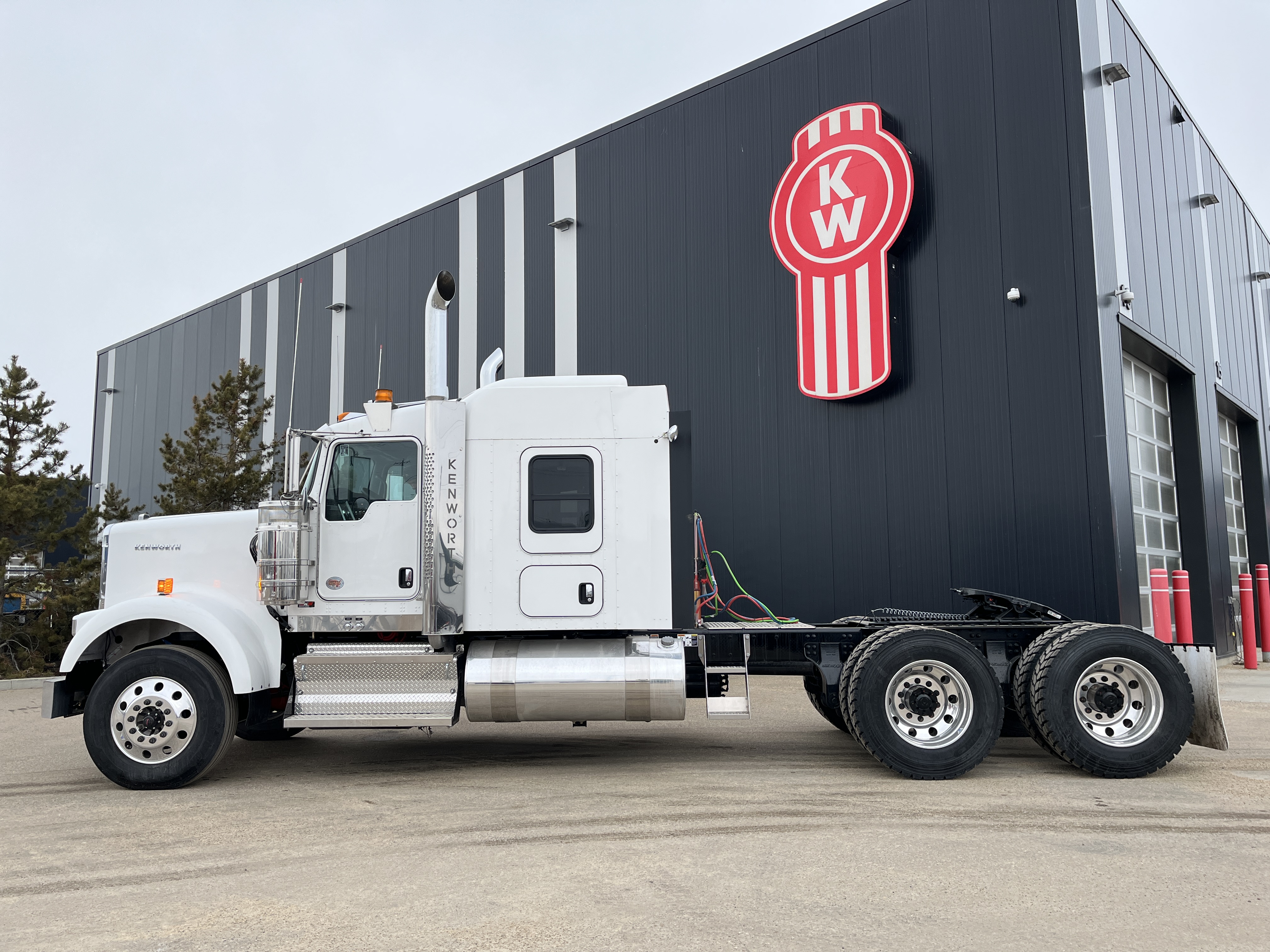 KENWORTH W900B #SR983442