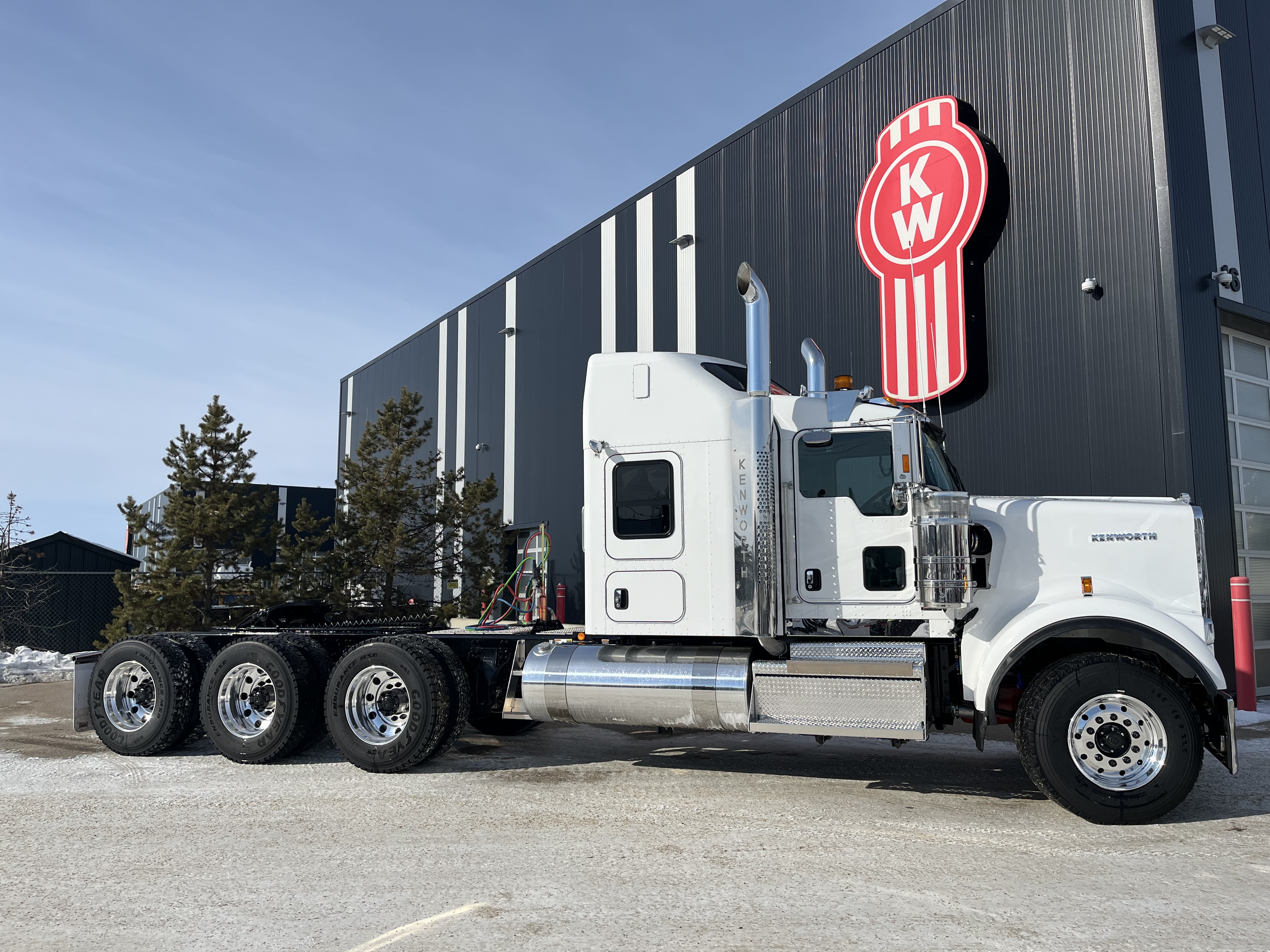 KENWORTH W900B #SR983445