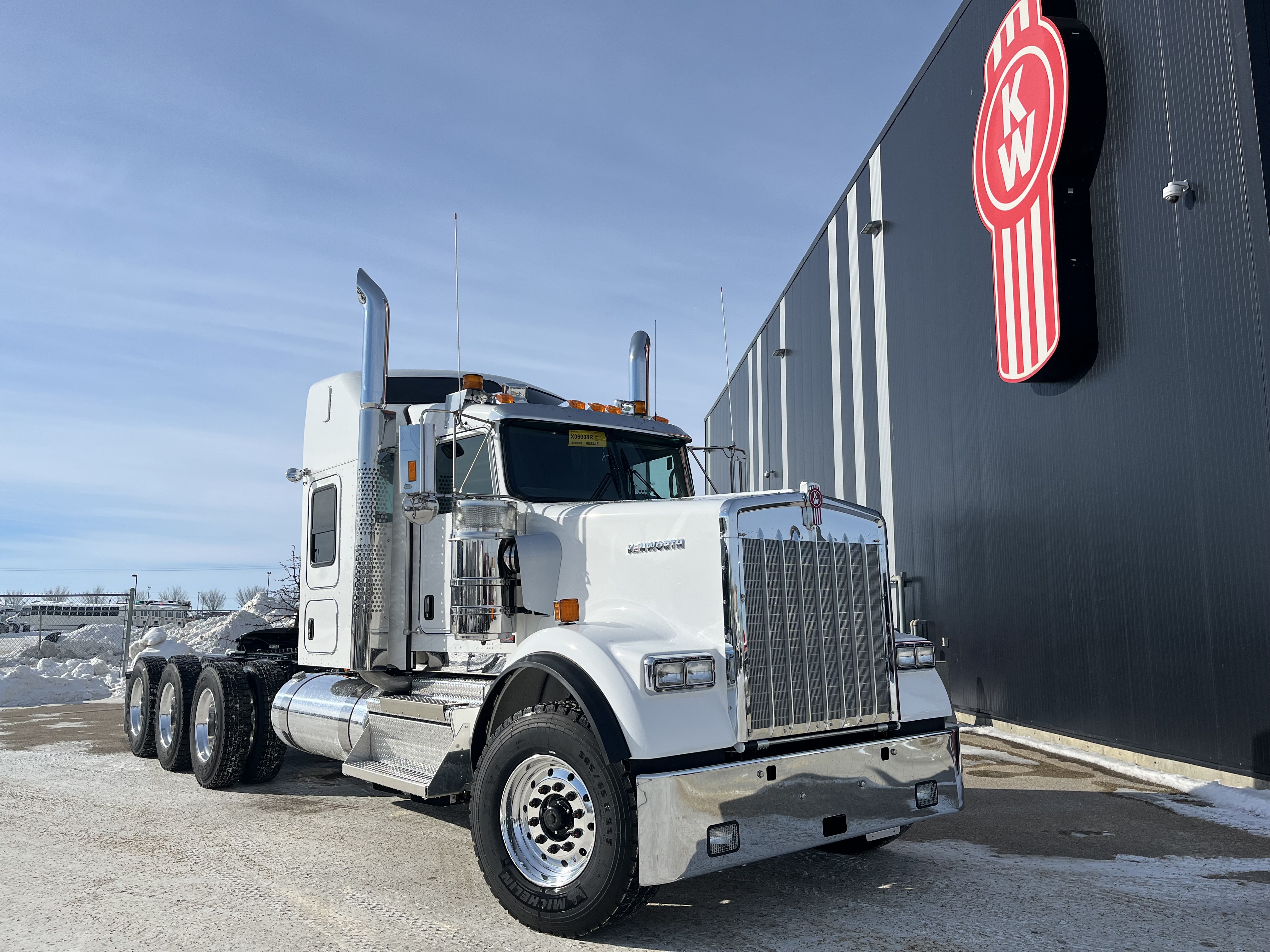 KENWORTH W900B #SR983445