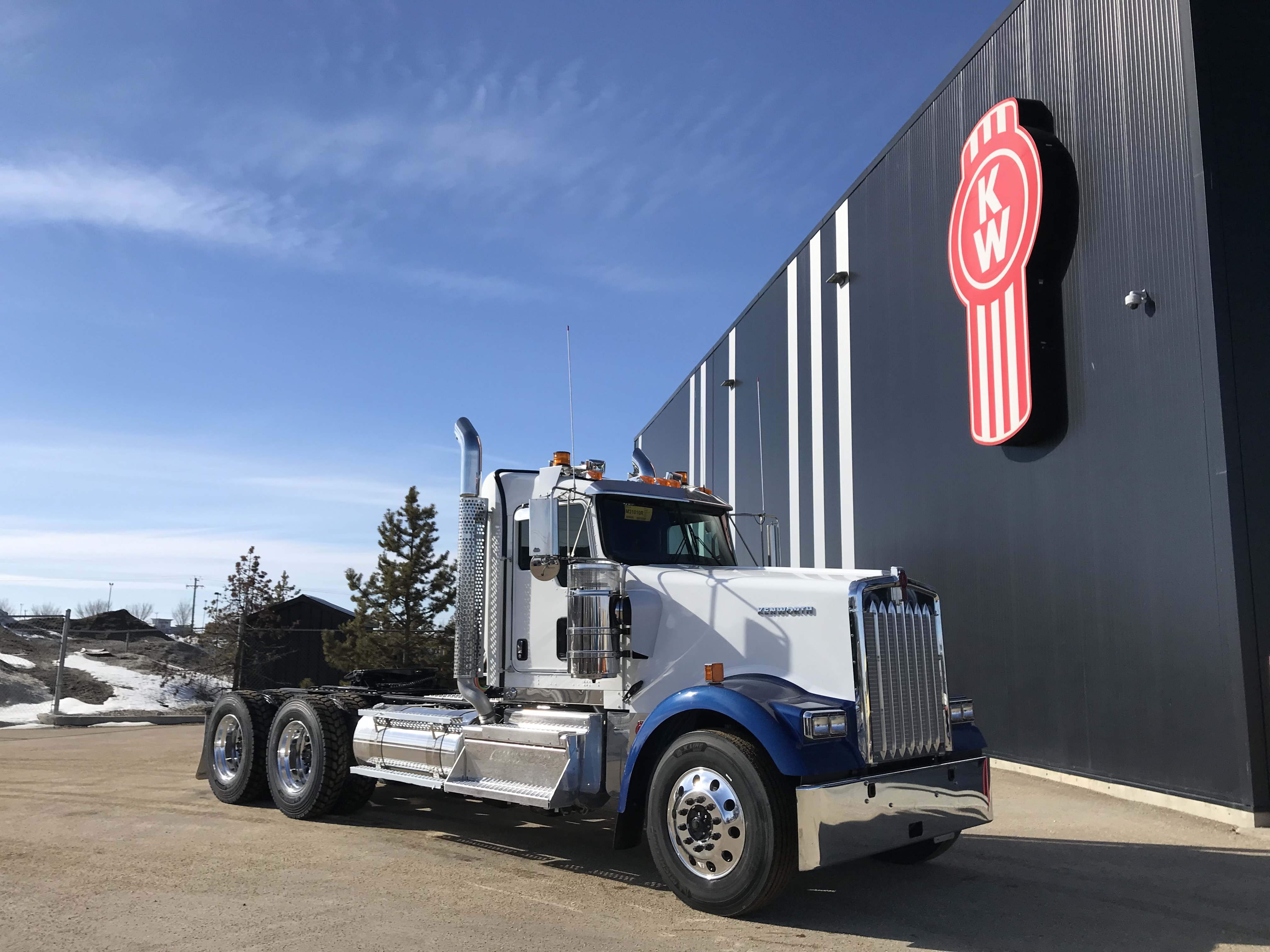 Kenworth W900L #SR997595