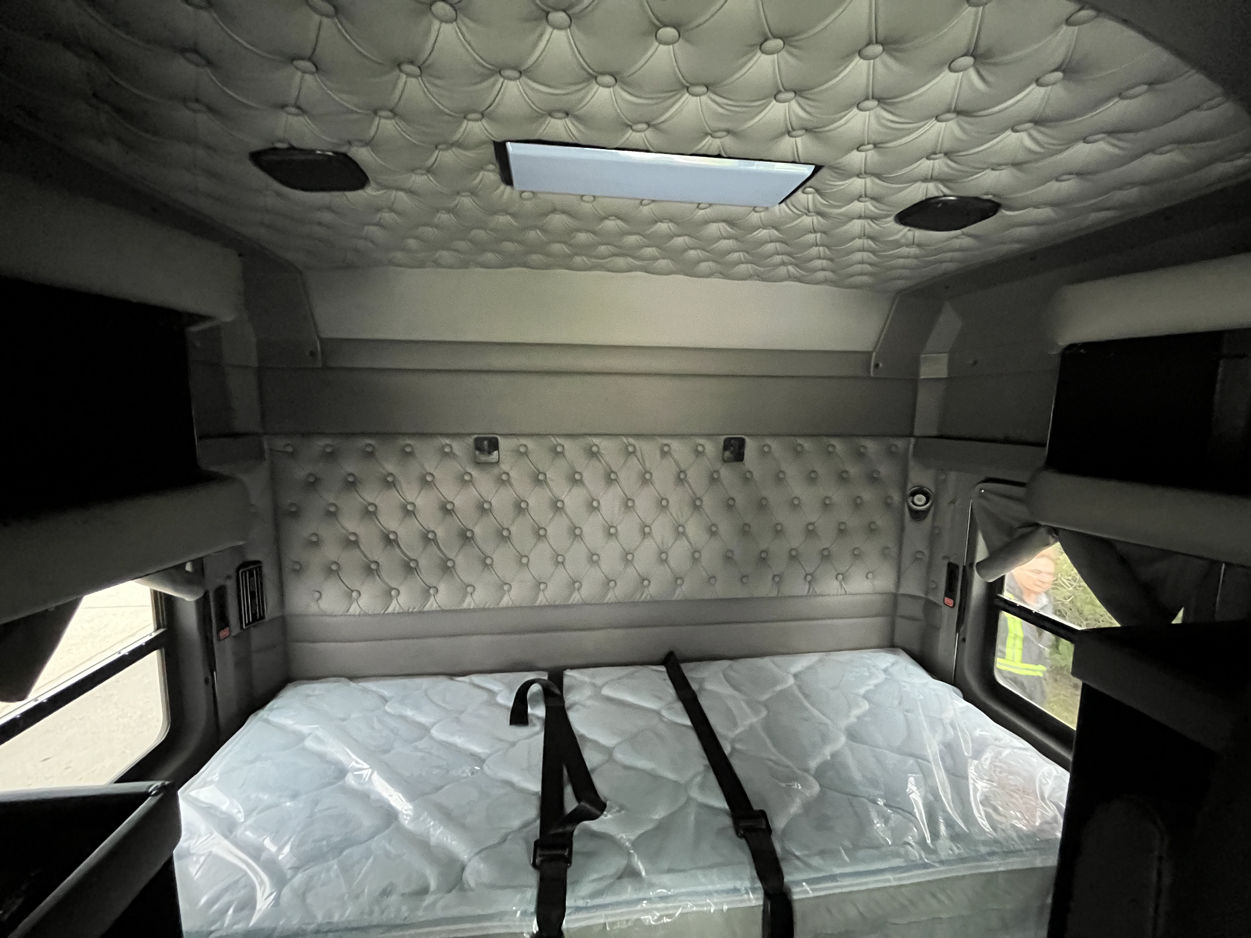 KENWORTH W900L #SR999748