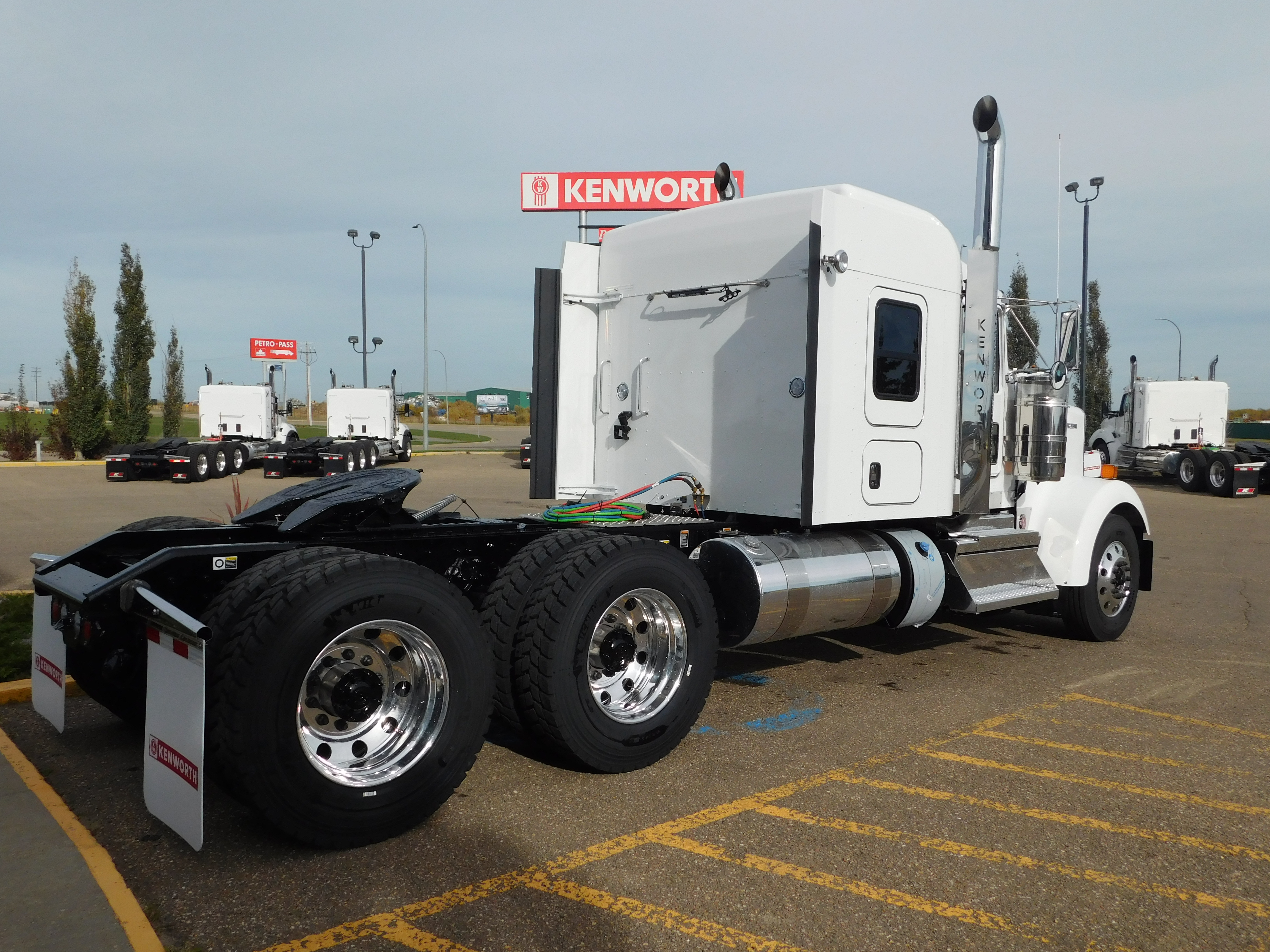 KENWORTH W900L #SR999749