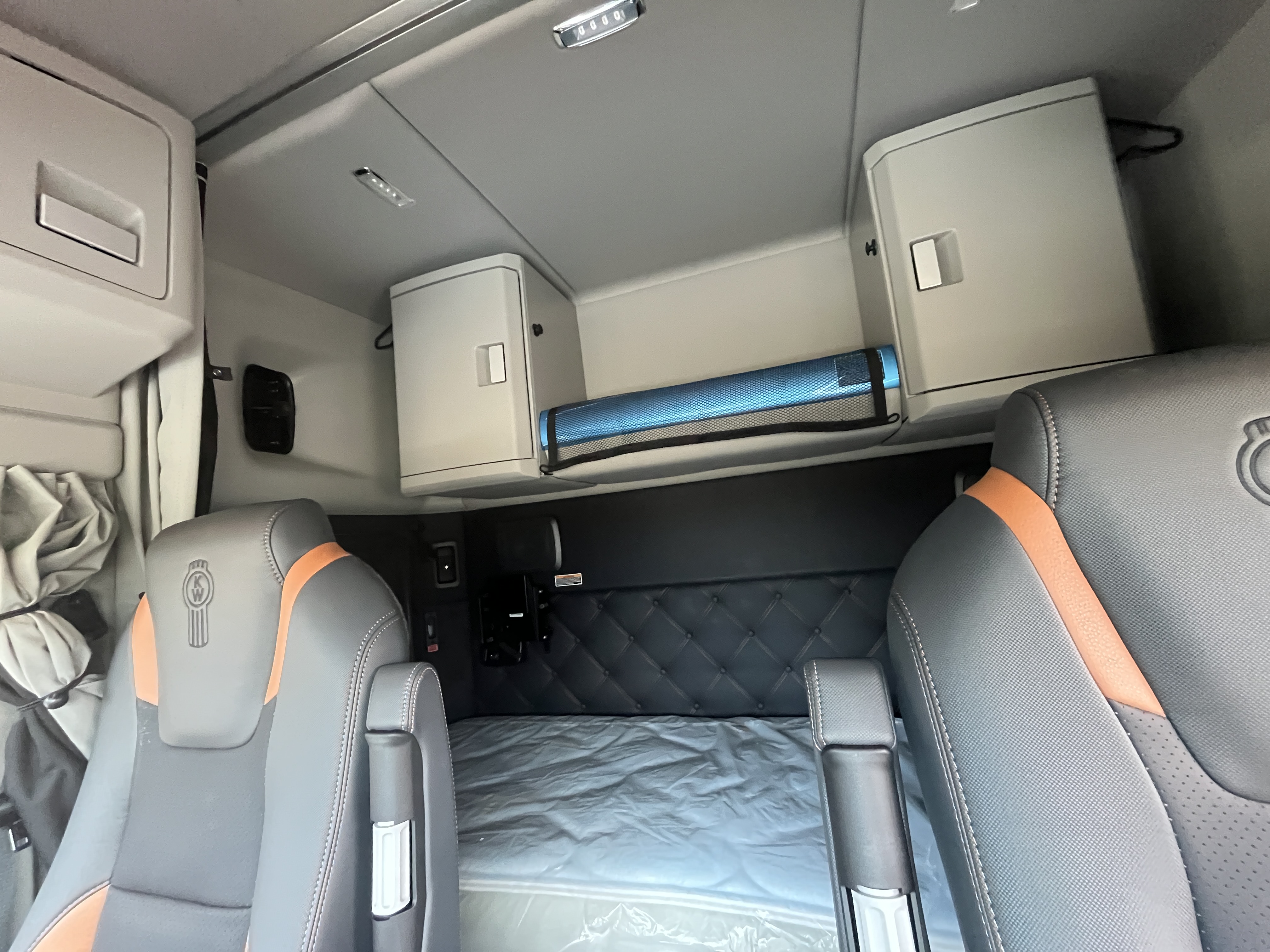 KENWORTH T880 #TJ984044