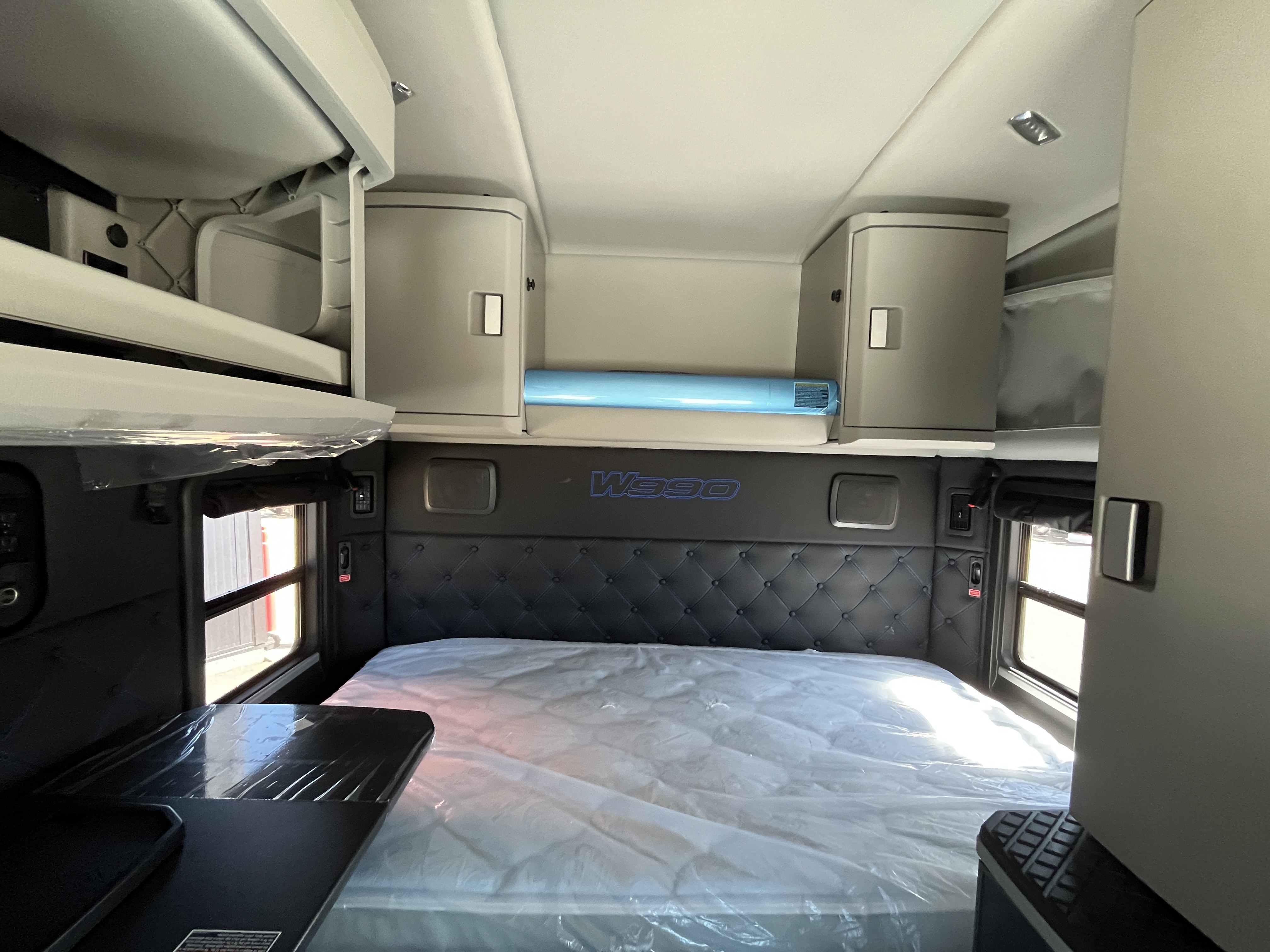 KENWORTH W990 #TJ999707
