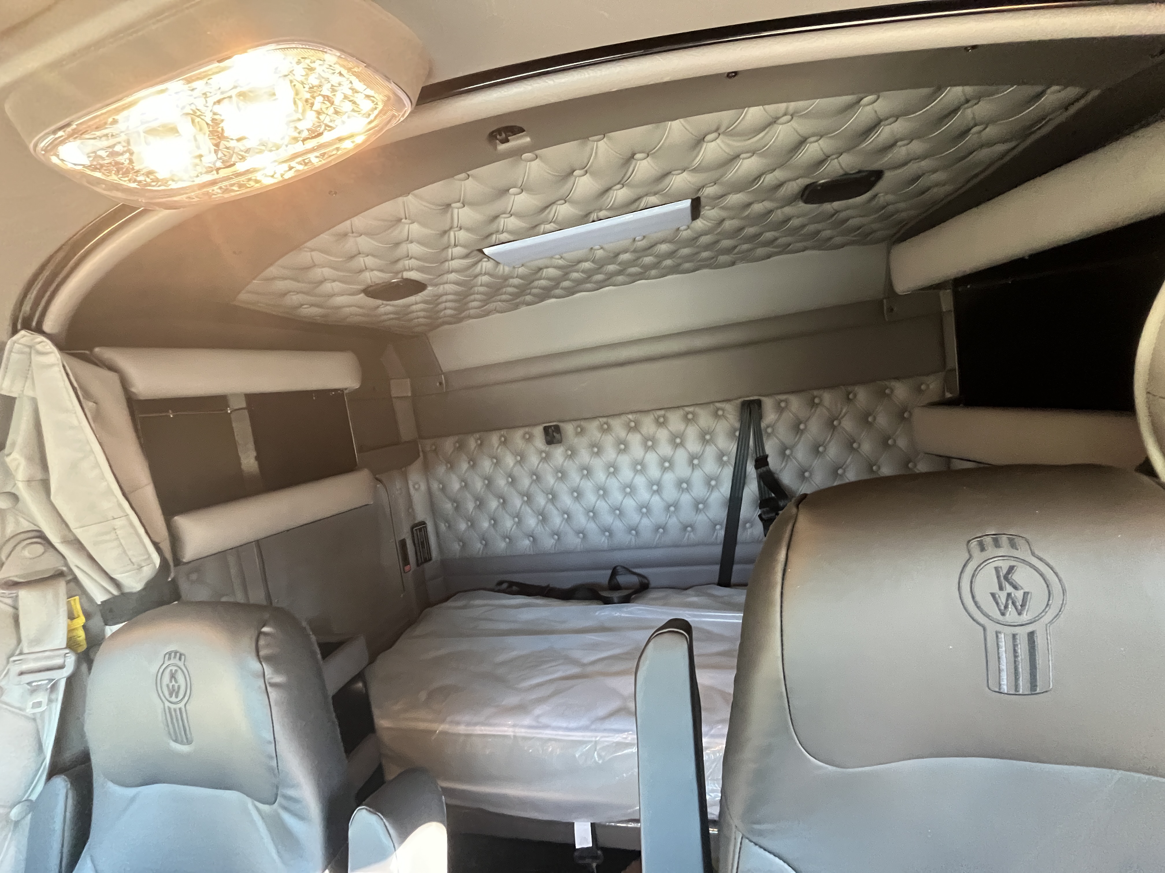 KENWORTH W900B #TR986870