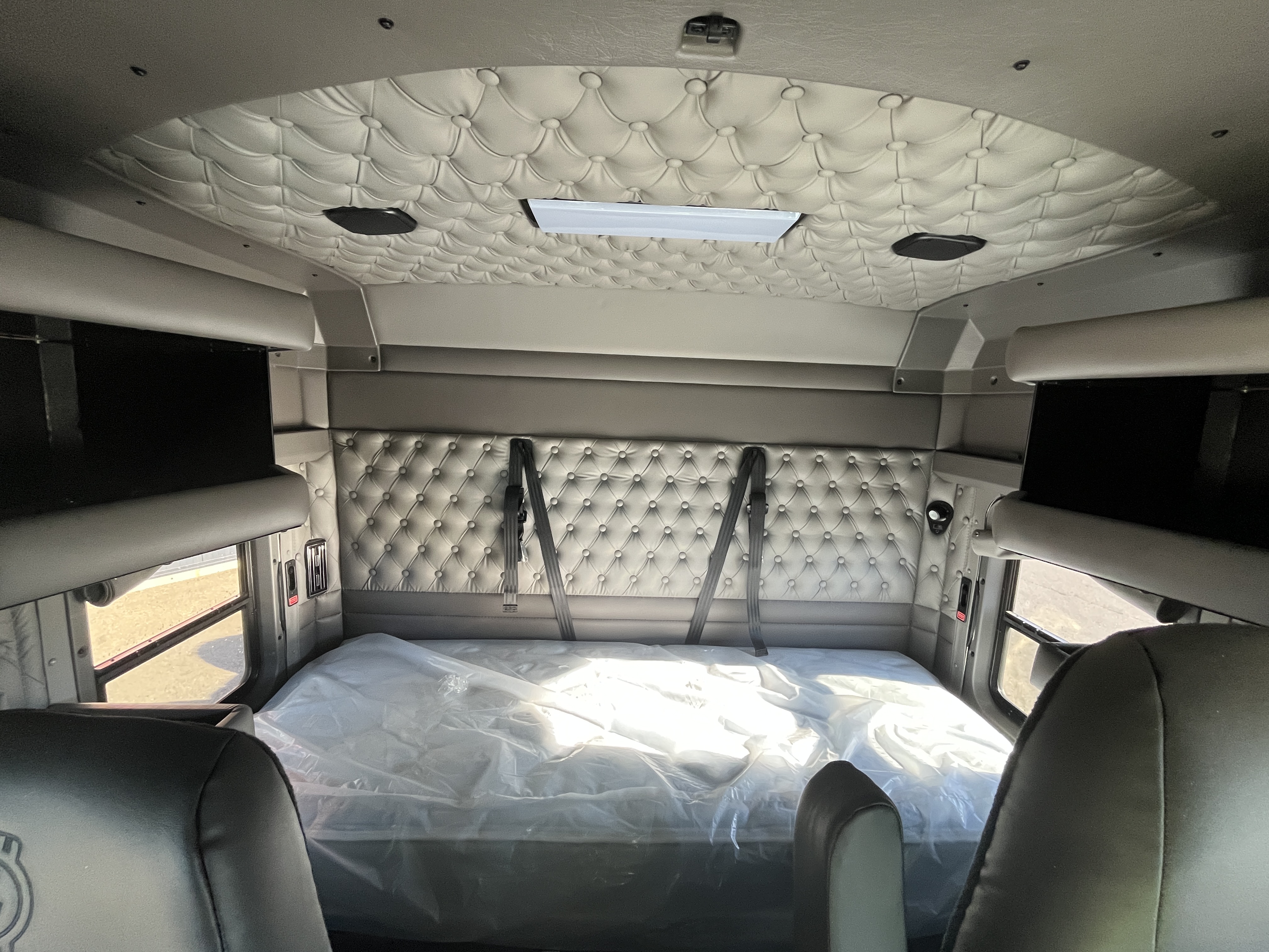 KENWORTH W900B #TR986871