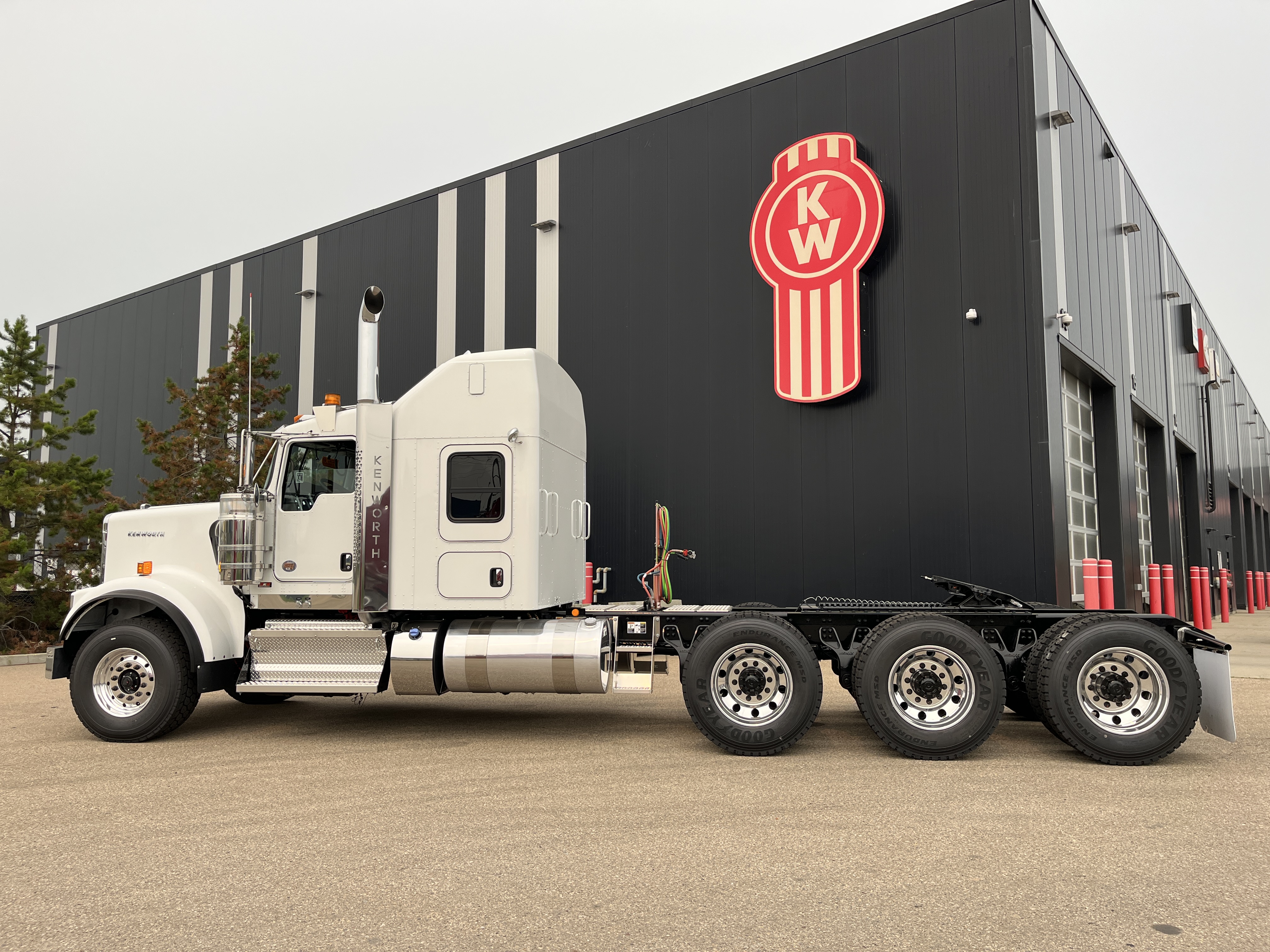 KENWORTH W900B #VR990401